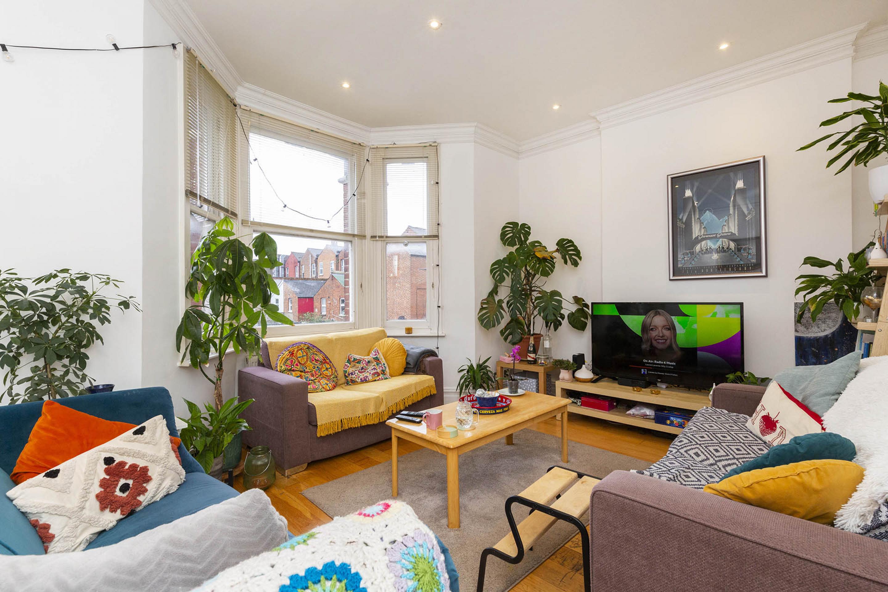 Modern Apartment Egerton Gardens, Hendon NW4